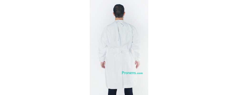dos Fabricant de Robe d’isolement imperméable vinyle ouvertes à l'arrière COVID19 pour hôpitaux, entreprises, cliniques,