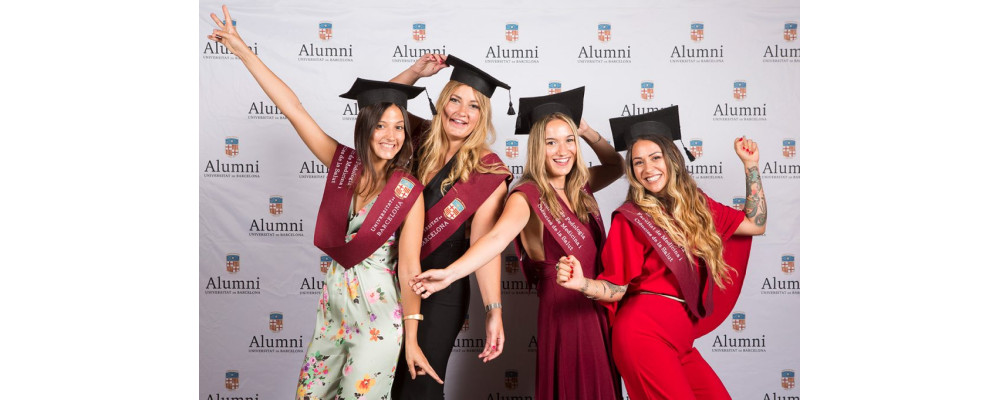 Fabricante bandas de graduación de fieltro con logo bordado - Banda graduación fieltro granate