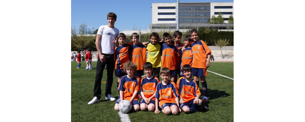 Fabricante de equipaciones deportivas fútbol para colegios y clubs deportivos - Pronens, fabricante textil de uniformes deporte