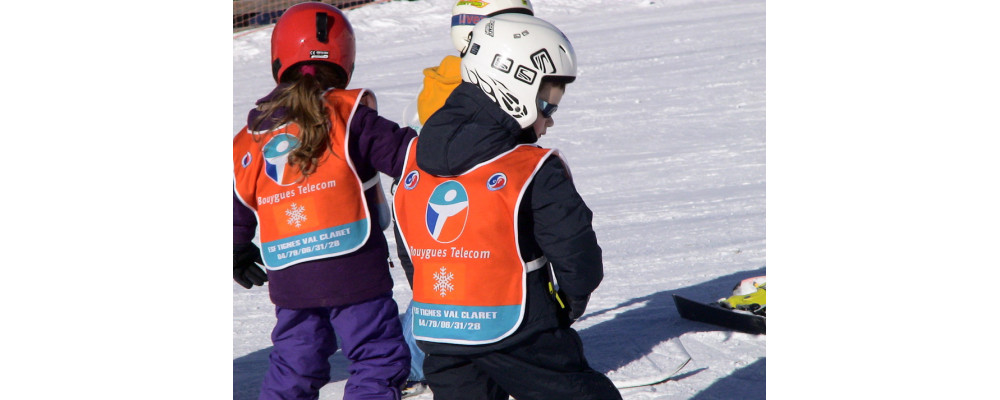 Dossard chasuble de ski personnalisés avec élastiques sur les côtés pour Tignes