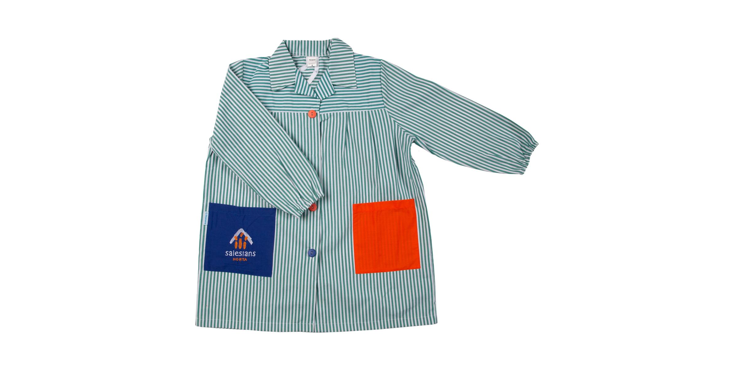 Fabricant de blouses scolaires personnalisées pour écoles de ligne verte