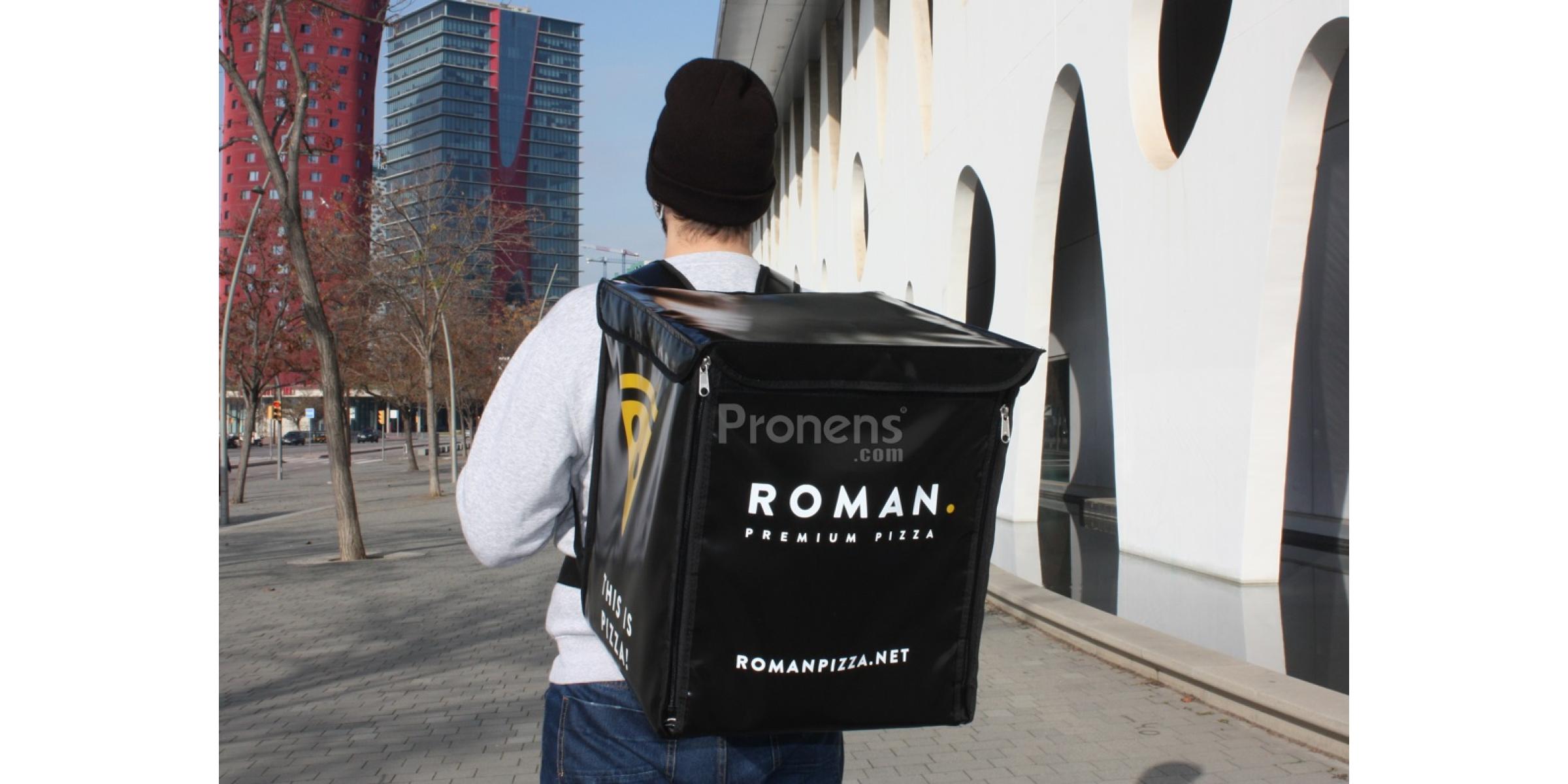 Motxilla repartiment a domicili personalitzada amb el teu logo 45x45x45 mesures Glovo motxilla estesa