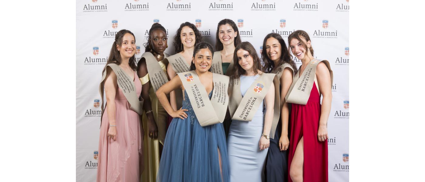 Manufacturer graduation felt bands with embroidered logo - Gray felt graduation band