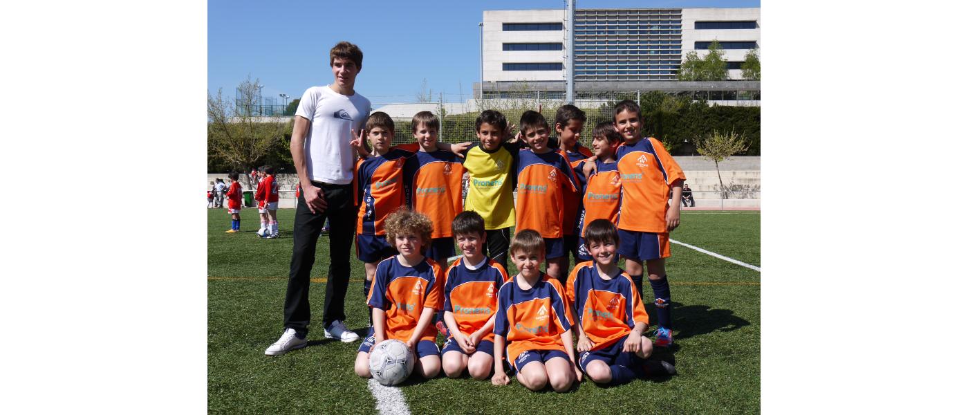 Fabricant d'équipements sportifs de football personnalisés pour écoles et clubs sportifs - équipe de football