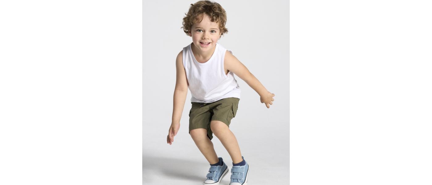 Fabricant de t-shirts scolaires en maternelle à bretelles personnalisées