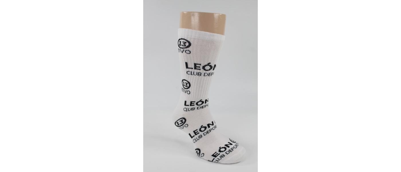 Fabricant de chaussettes personnalisées avec votre logo et design - 001