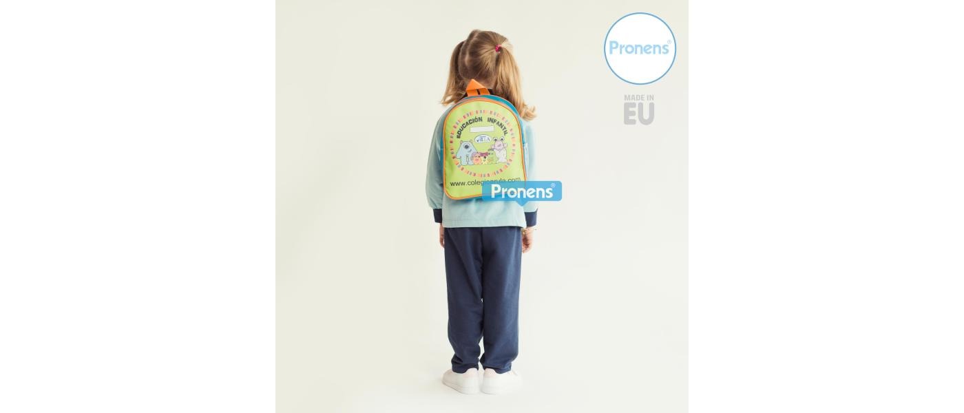 modelo 4 años con mochila de espalda de Pronens