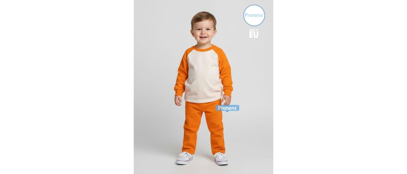 Fabricant de survêtements crèche scolaires personnalisés promotion rouge