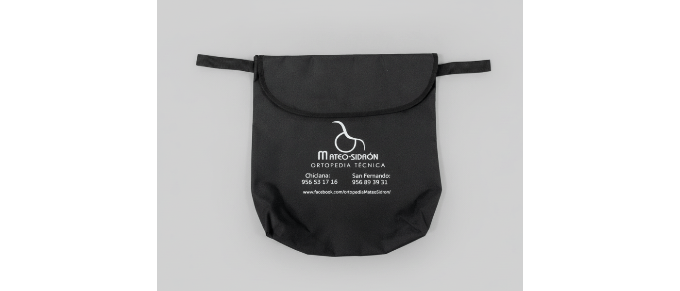 Bolsas de transporte adaptadas para sillas de ruedas personalizadas para tiendas de ortopedia y geriátricos - Ortopedia Mateo-Sidrón
